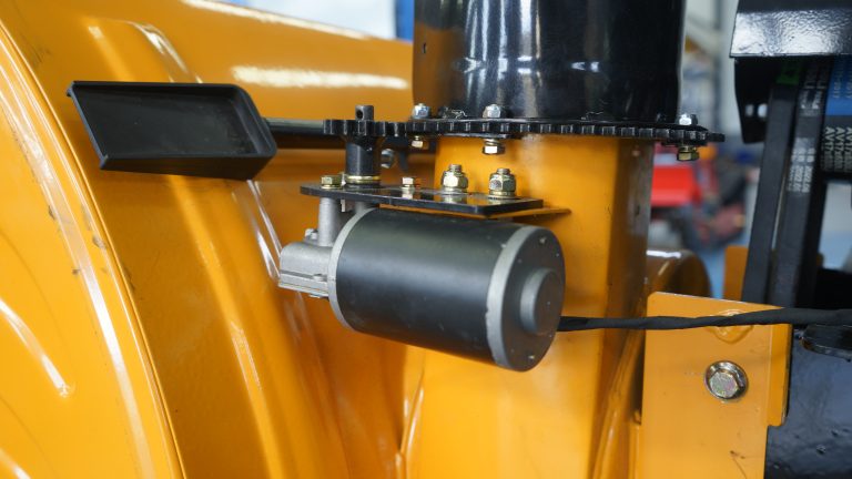 Snow equipment